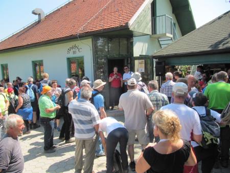 11. tradicionalni pohod Pomlad v prleških goricah – Dan odprtih kleti in veselih ljudi 8